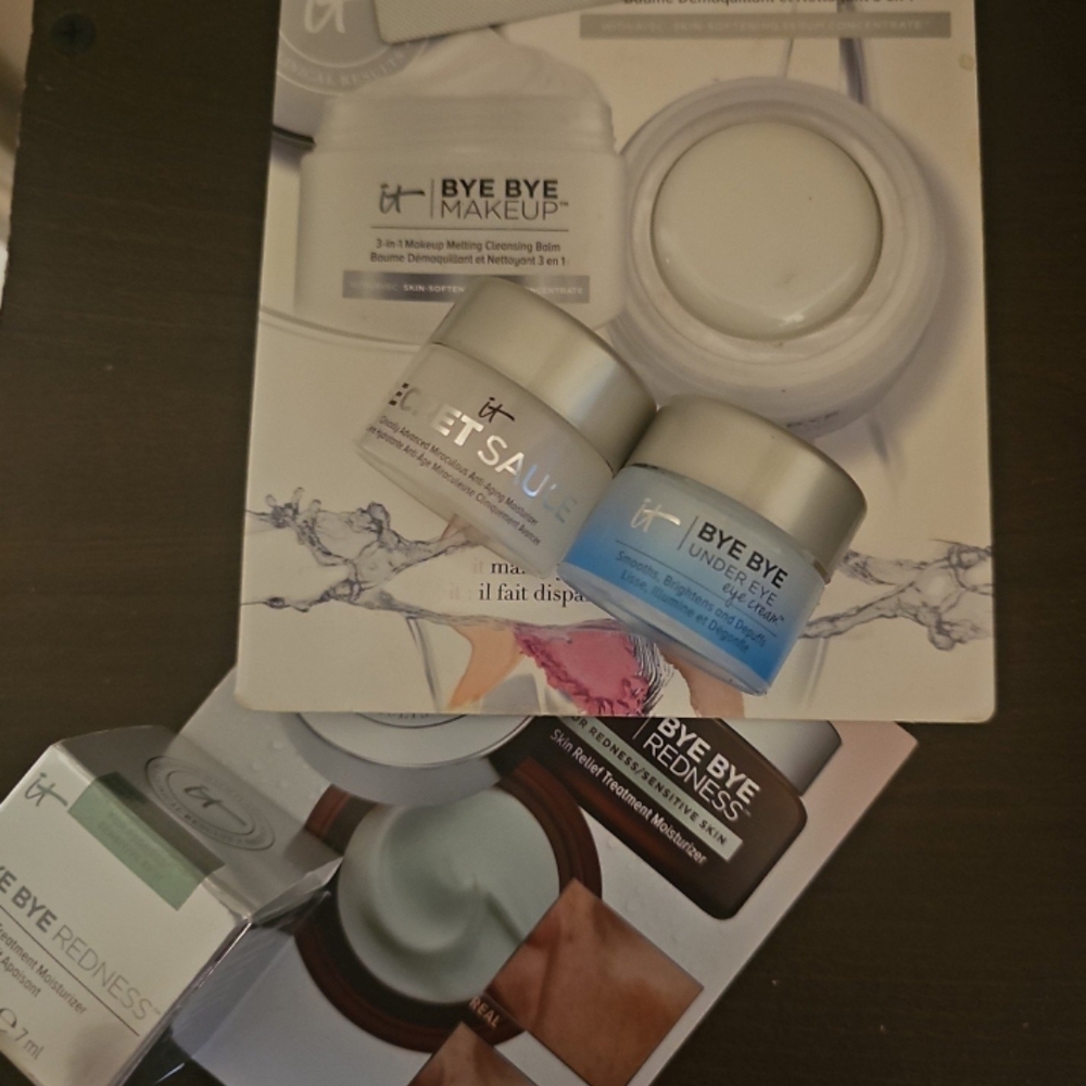 It Cosmetics Bundle- Bye Bye Redness, Bye Bye Under Eye, Secret Sauce, Etc